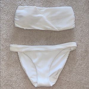 White ribbed strapless bikini